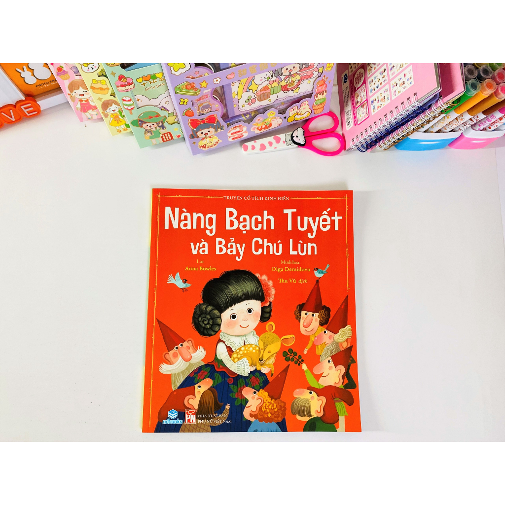 Sách - Truyện Cổ Tích Kinh Điển - Nàng Bạch Tuyết Và Bảy Chú Lùn - Ndbooks