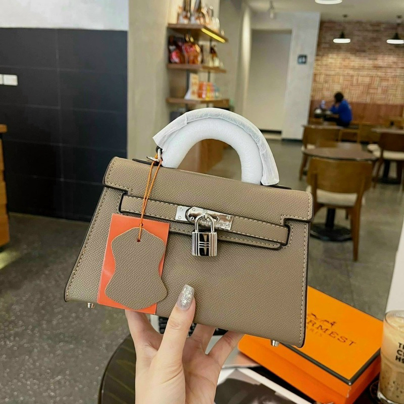 Túi xách nữ, túi đeo chéo Túi hmo da gạo size 19 vừa điện thoại