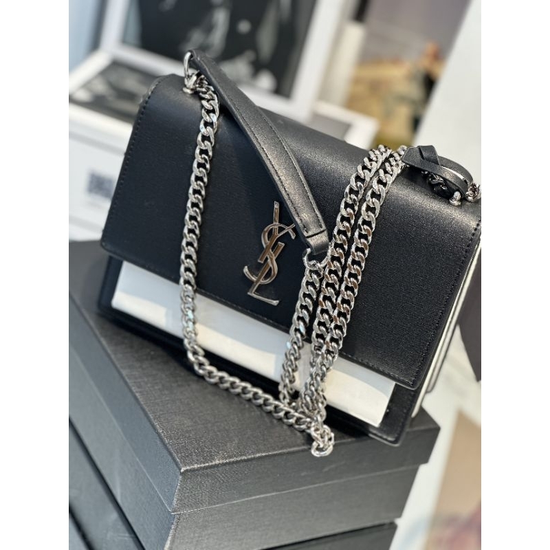 Túi xách nữ đẹp SUNSET sz22cm  bản mick màu đen và trắng đeo vai xinh dã man fullbox 2 lớp cực xịn