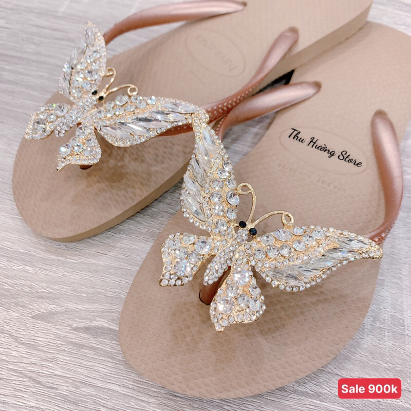 Dép HVN Nữ Slim Gold Đính Charm Bươm' Chúa Trắng