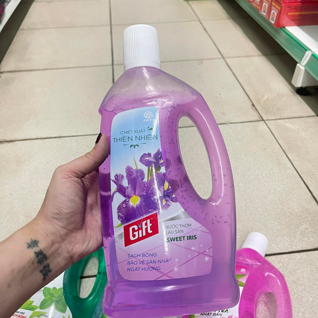 Nước lau sàn nhà Gift chai 1L