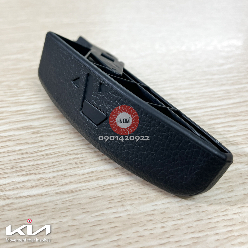Nút lẫy chỉnh nghiêng ghế sau KIA RONDO; Nhập khẩu chính hãng KIA MOTORS - HYUNDAI MOBIS Hàn Quốc