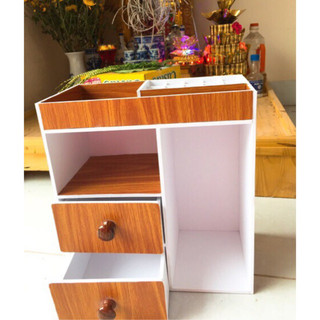 Tủ mini đựng mỹ phẩm màu gỗ núm gỗ đậm