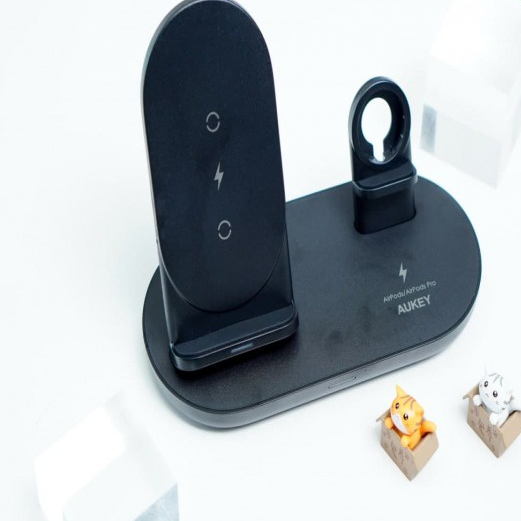 Đế Sạc Không Dây AUKEY 3IN1 LC-A3 CHUẨN QI 10W