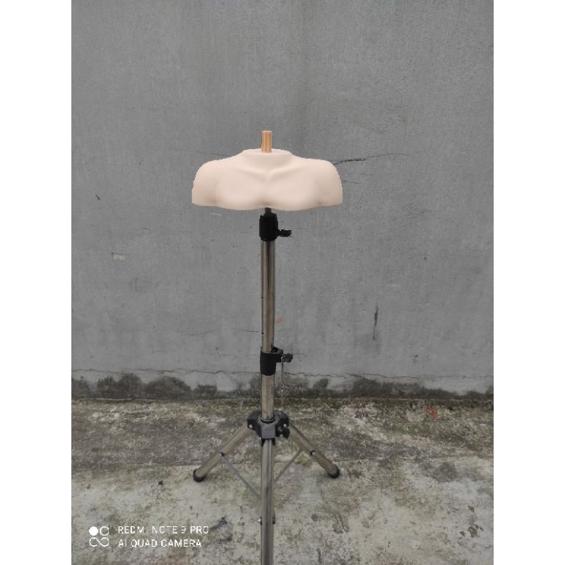 Vai manocanh  học cắt tóc