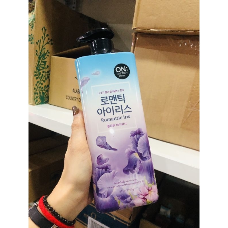 Sữa tắm On the body Hàn Quốc 900g