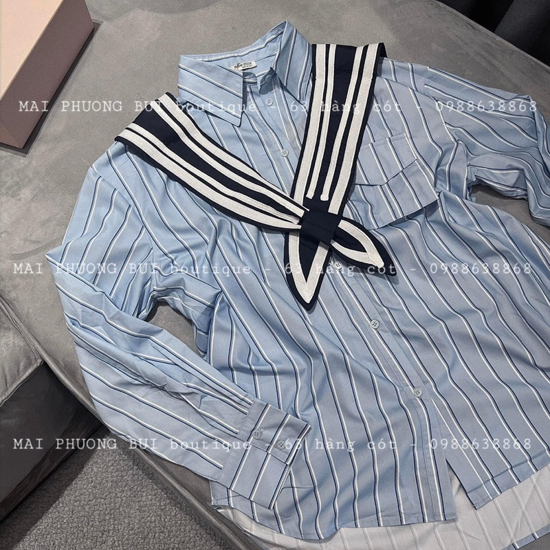 Áo sơ mi miu miu kèm khăn choàng vai mai phương bùi