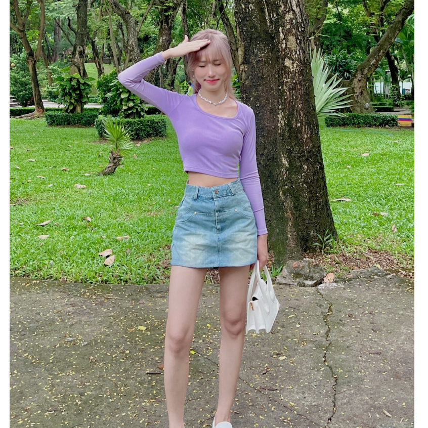 Áo croptop tay dài trơn cổ vuông ôm body co giãn tốt phong cách Hàn Quốc đi chơi đi cafe AT215