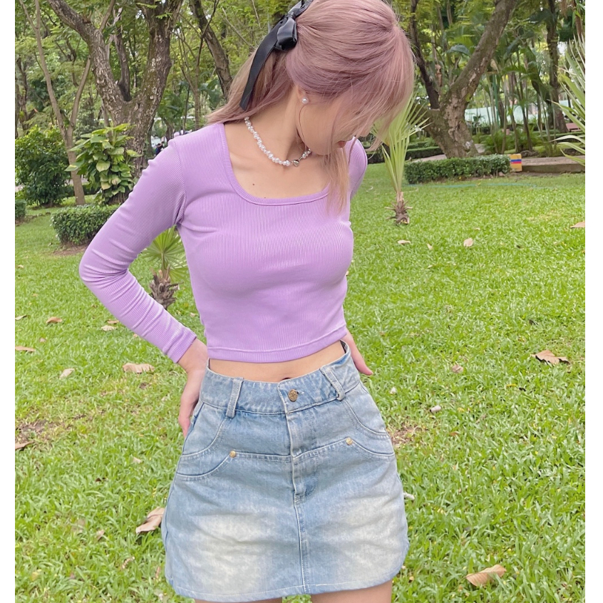 Áo croptop tay dài trơn cổ vuông ôm body co giãn tốt phong cách Hàn Quốc đi chơi đi cafe AT215