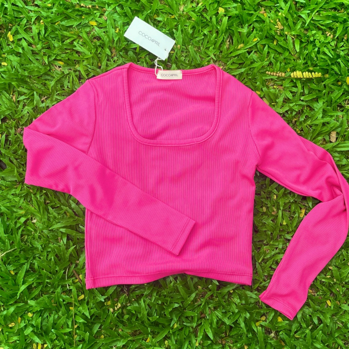 Áo croptop tay dài trơn cổ vuông ôm body co giãn tốt phong cách Hàn Quốc đi chơi đi cafe AT215