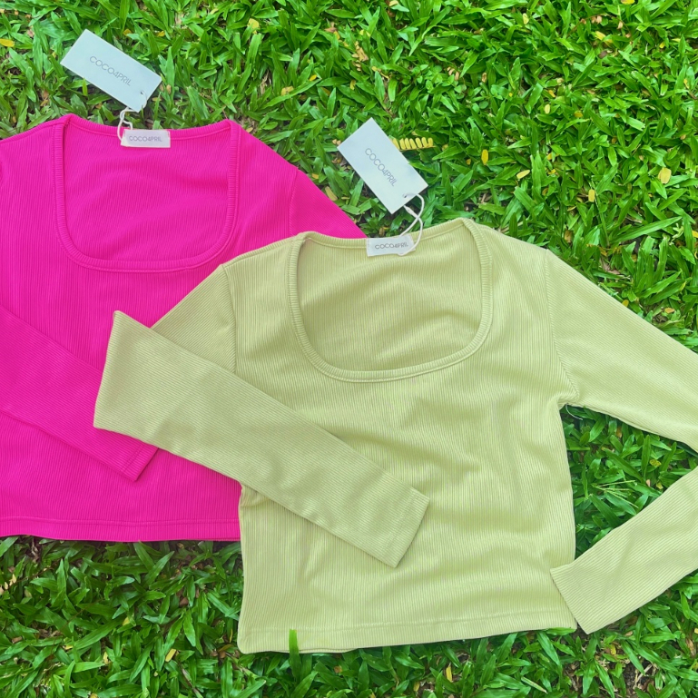 Áo croptop tay dài trơn cổ vuông ôm body co giãn tốt phong cách Hàn Quốc đi chơi đi cafe AT215