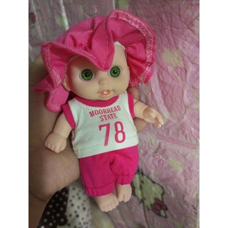 Quần áo búp bê