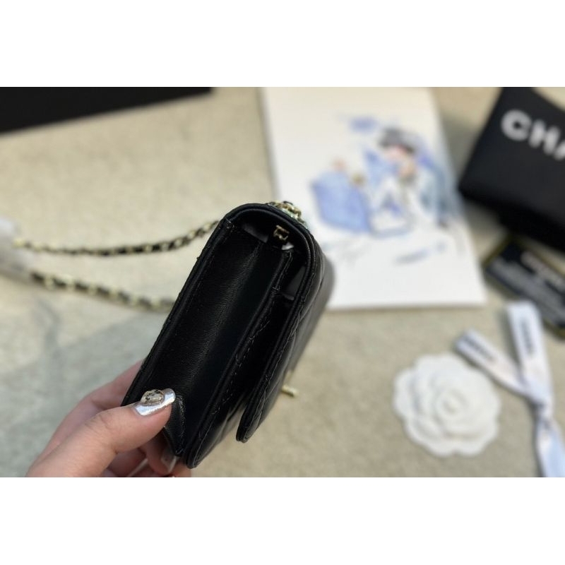 Túi xách nữ C.N WOC TRENDY sz19cm da cừu bên trong nhiều ngăn tag new mới fullbox vip nam châm cực đẹp