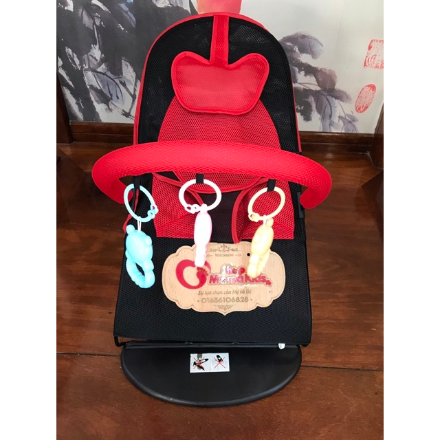 GHẾ RUNG NHÚN CHO BÉ CÓ THÚ TREO,b