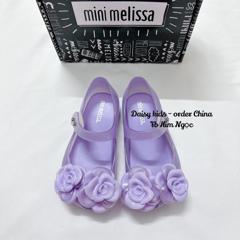 Giày melissa tim hồng