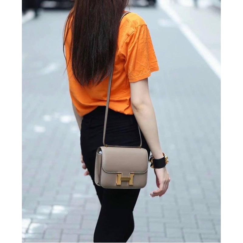 Túi HM Dáng Đeo Chéo Khoá Chữ H Size 19 HT04