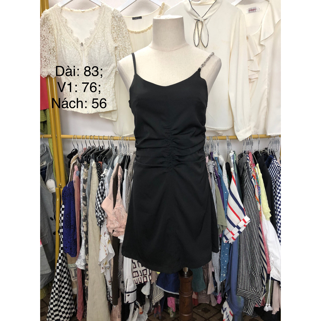 Đầm si tuyển 2hand 2 dây, vải tuyết mưa màu đen, 1 dây bằng xích kim loại, eo xếp li
