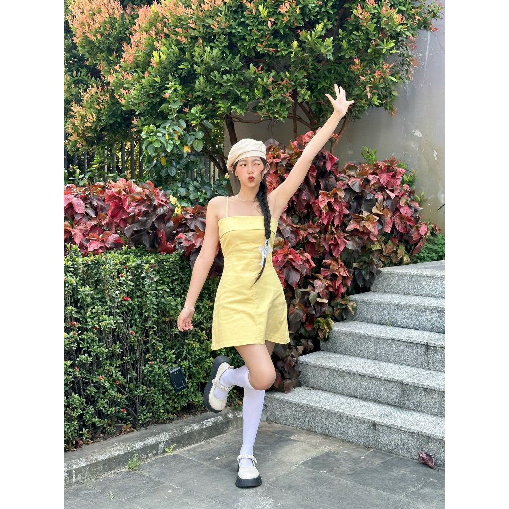 Đầm hai dây kaki vàng - xanh dương