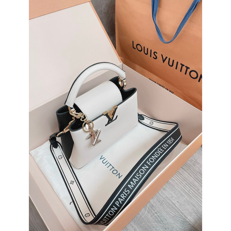 Túi LV CAPU Sz 27cm Quài bản to Chuẩn Super Vip Chất da mềm Fullbox nam châm bill thẻ VIP