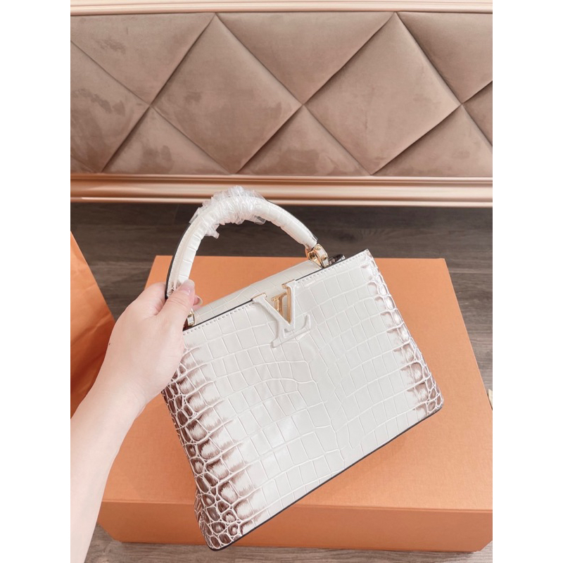 Túi LV CAPU Sz 27cm Quài bản to Chuẩn Super Vip Chất da mềm Fullbox nam châm bill thẻ VIP