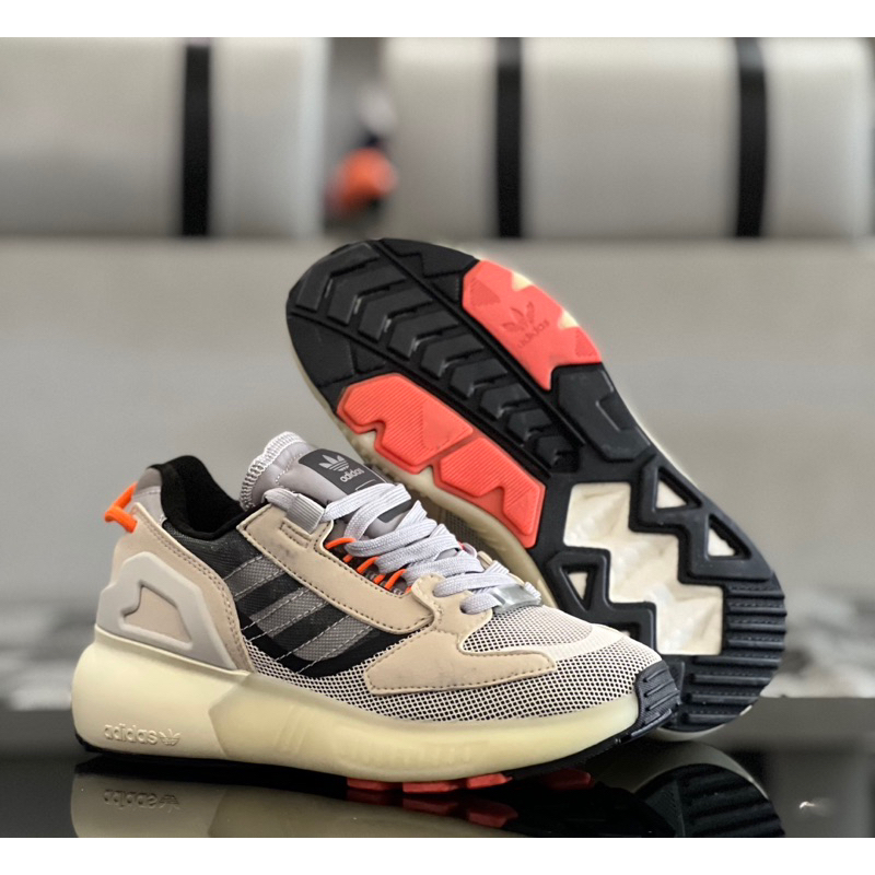 GIÀY THỂ THAO-THỜI TRANG NỮ CHUẨN AUTH - ADIDAS ZX5K - SIZE 36–>39