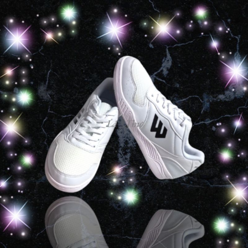 GIÀY CHƠI CẦU LÔNG ĐẾ CAO SU BÁM SÂN-ĐẾ ĐÃ KHÂU MŨI,CÓ BẢO HÀNH