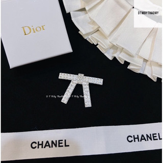 Tag đá , nơ đá cài áo, gim cài áo đính đá