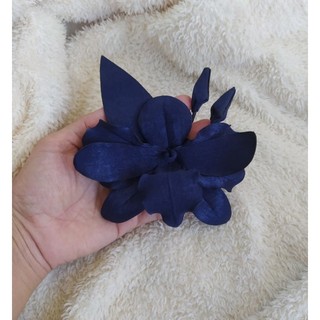 Hoa lan cài áo handmade Joli màu xanh dương
