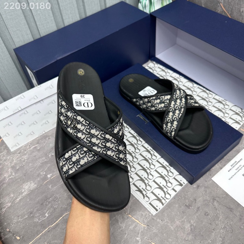 Dép lê quai chéo Dior mẫu mới nhất 2023