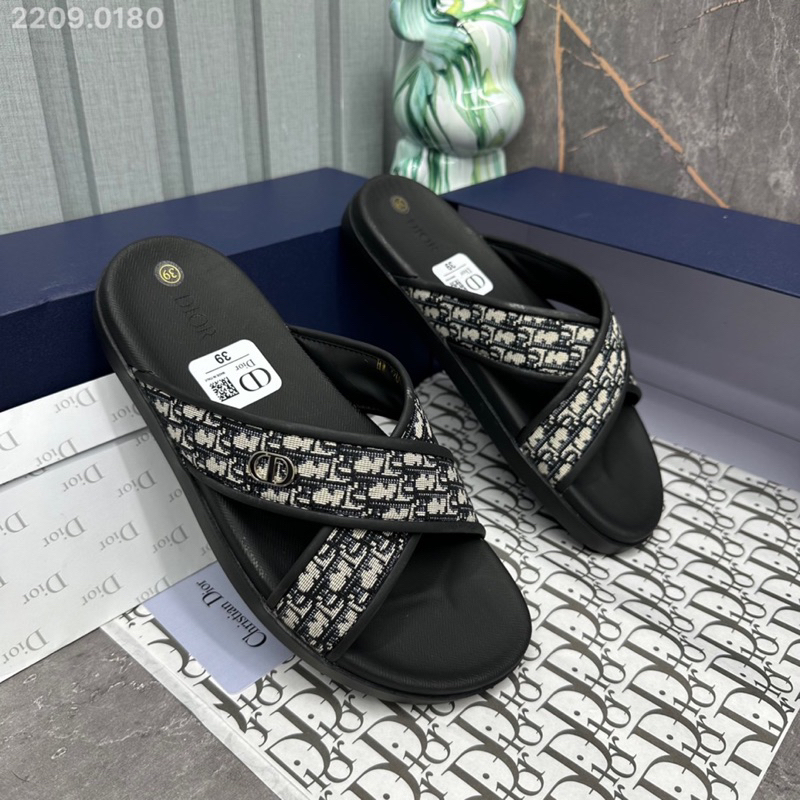 Dép lê quai chéo Dior mẫu mới nhất 2023