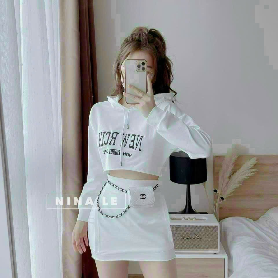 Sét bộ đồ nữ áo croptop tay dài in chữ 3D họa tiết có mũ dễ thương mix chân váy tôn dáng đi chơi dự tiệc sang chản