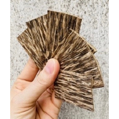 Lát Trầm Hương Sánh cao cấp bỏ ví may mắn – Sánh Trầm Hội An bỏ túi thu hút tài lộc 2024, nguyên chất 100% thơm tự nhiên