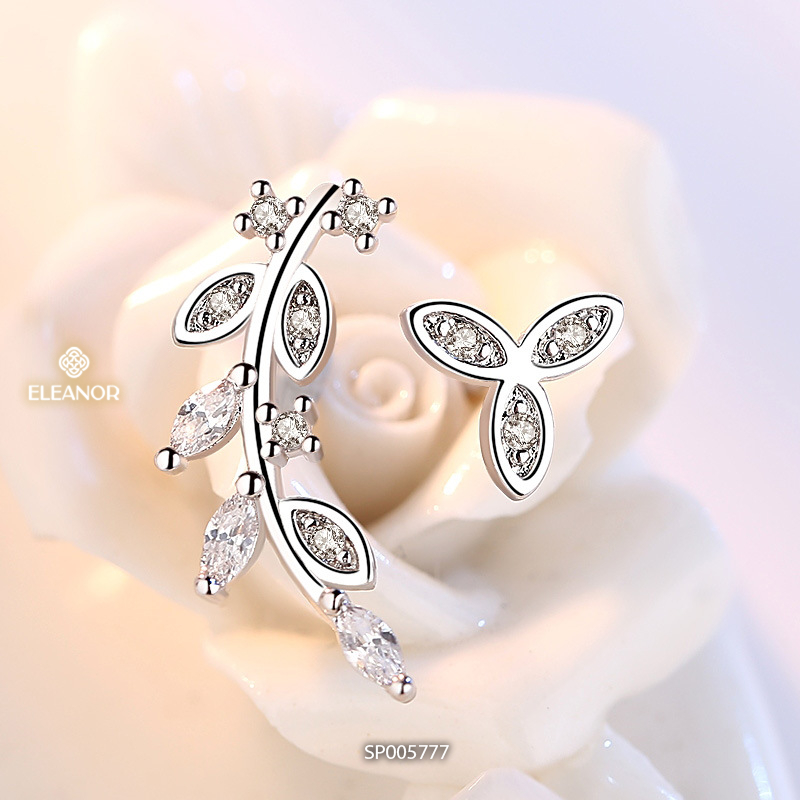 Bông tai nữ chuôi bạc 925 Eleanor Accessories bất đối xứng hình lá đính đá phụ kiện trang sức 5777