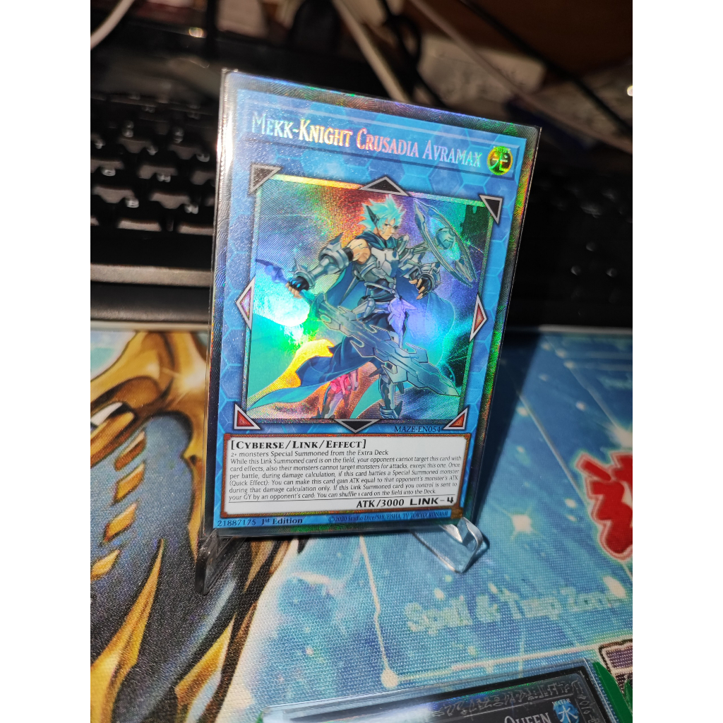 1 lá thẻ bài Mekk-Knight Crusadia Avramax - MAZE-EN054 - Collector's Rare 1st Edition