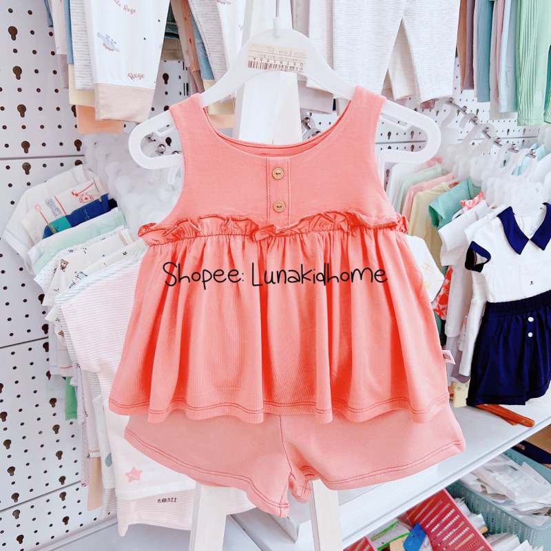 Bộ cộc tay, hai dây Chaang bé gái xinh xắn