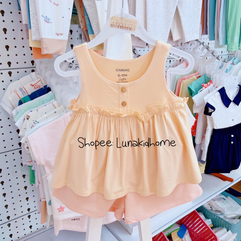 Bộ cộc tay, hai dây Chaang bé gái xinh xắn