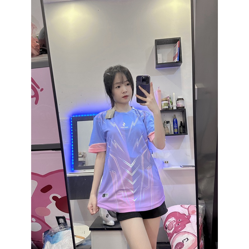 strivend xanh hồng
