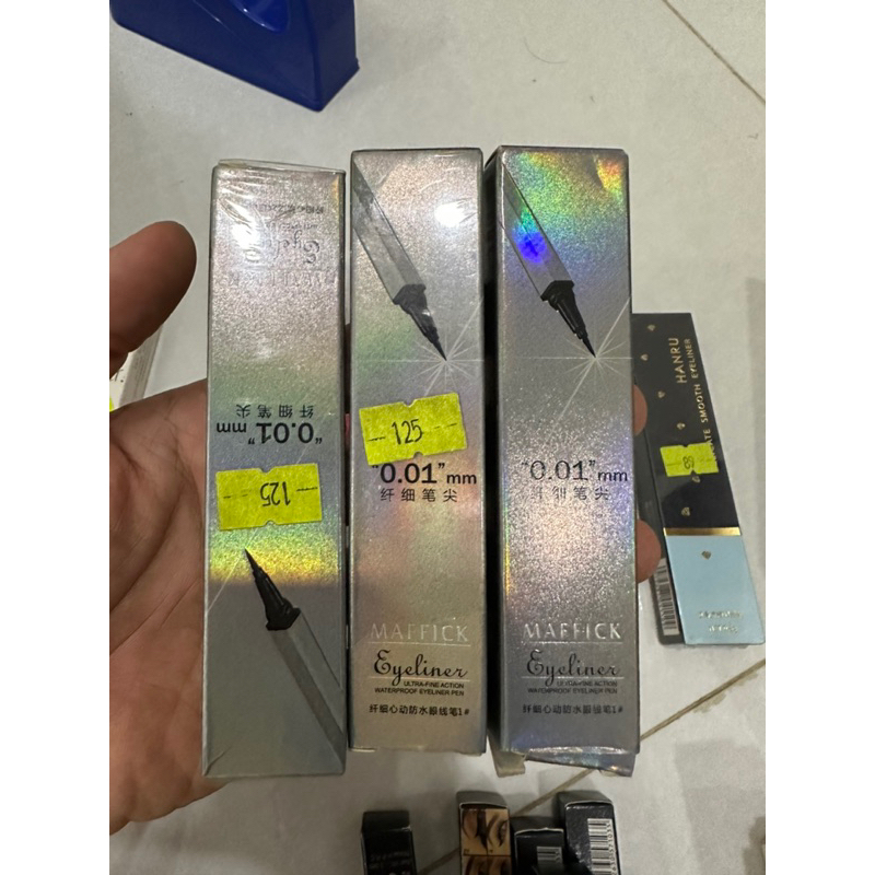 Thanh lý chì kẻ mắt đồng giá siêu lì mịn mảnh