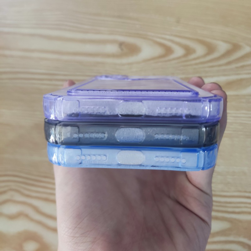 Ốp lưng iPhone 11 dẻo trong màu lưng có ngăn nhét thẻ car có bảo vệ camera