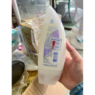 Sữa tắm cá ngựa 300ml