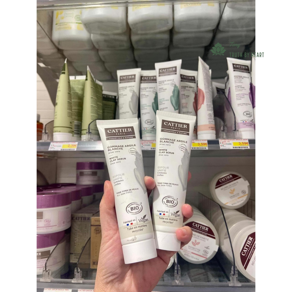 Tẩy da chết Cattier Gommage Argile giúp lỗ chân lông thông thoáng, giảm thiểu mụn đầu đen