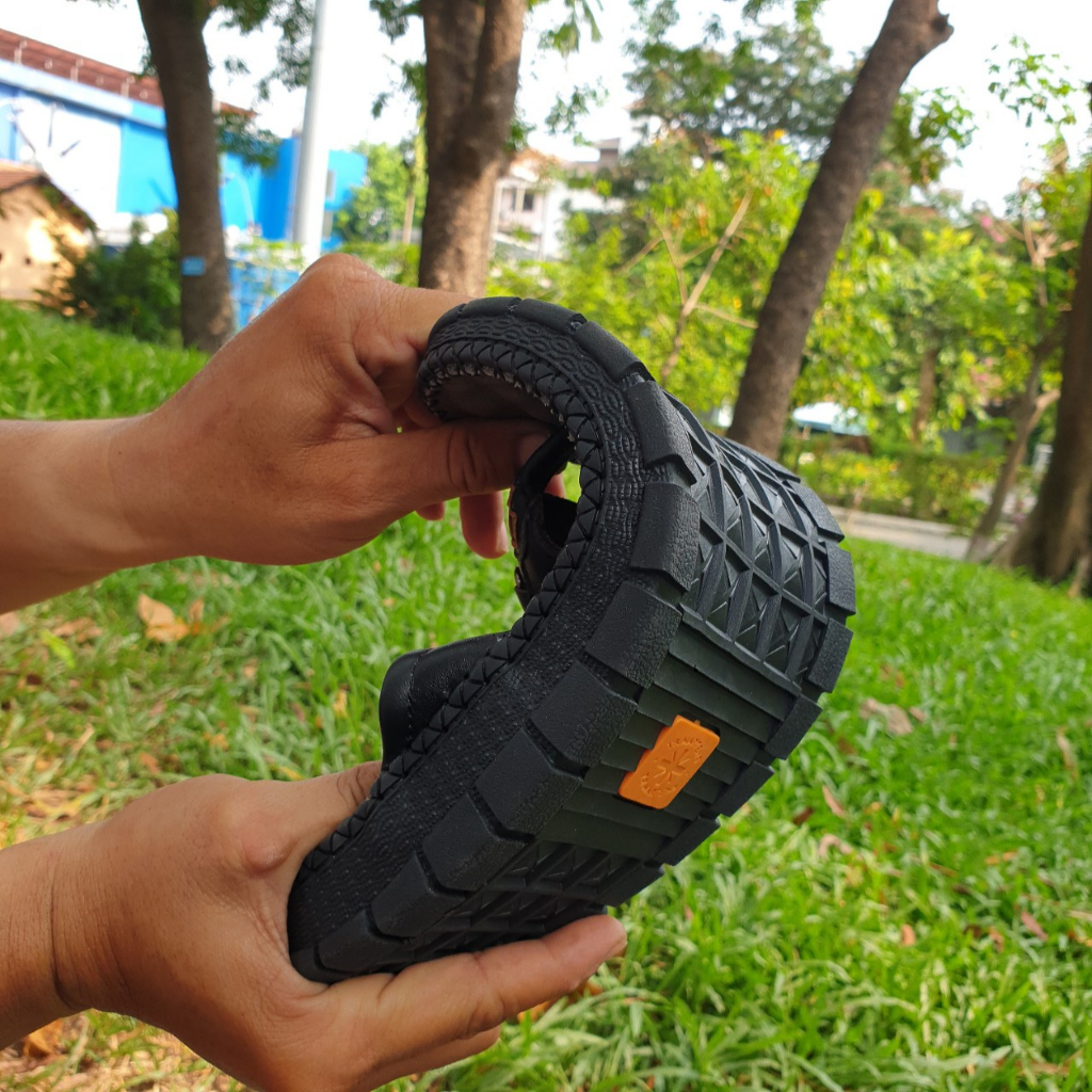 Dép nam, dép da quai ngang da bò cao cấp phối 2 màu da trẻ trung chất da mềm mại CHYACHY C208