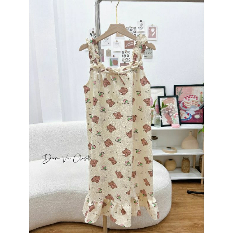 Đầm ngủ 2 dây bèo đũi xốp hoạ tiết dễ thương.