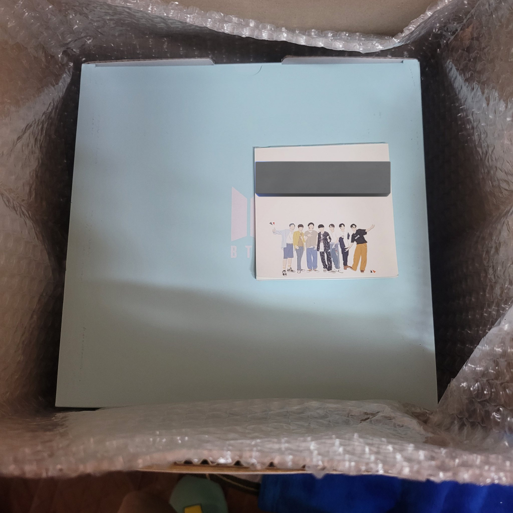 VStore - duyendo97  BTS MERCH BOX 11 YET TO COME - HỘP QUÀ BÍ MẬT THỨ 11 VÒNG QUAY GỖ