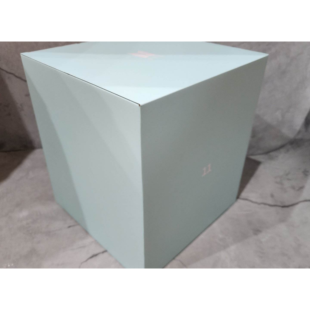 VStore - duyendo97  BTS MERCH BOX 11 YET TO COME - HỘP QUÀ BÍ MẬT THỨ 11 VÒNG QUAY GỖ