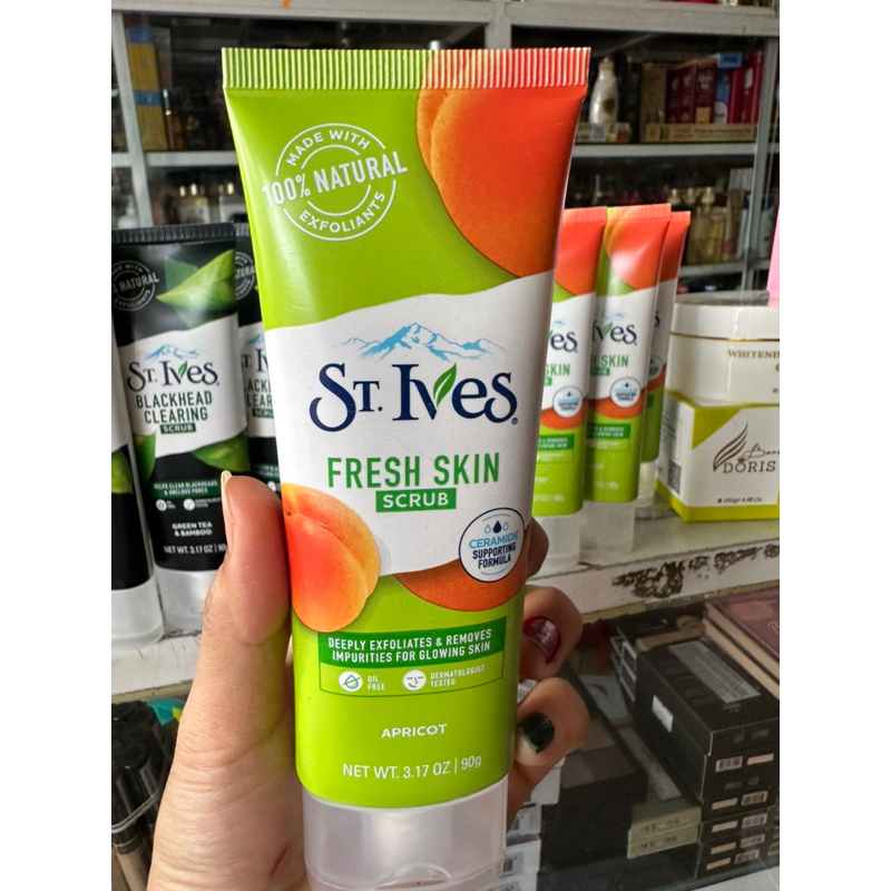 Sữa rửa mặt st.Ives  trà xanh  và st.Ives hạt mơ tips  nhỏ 90g