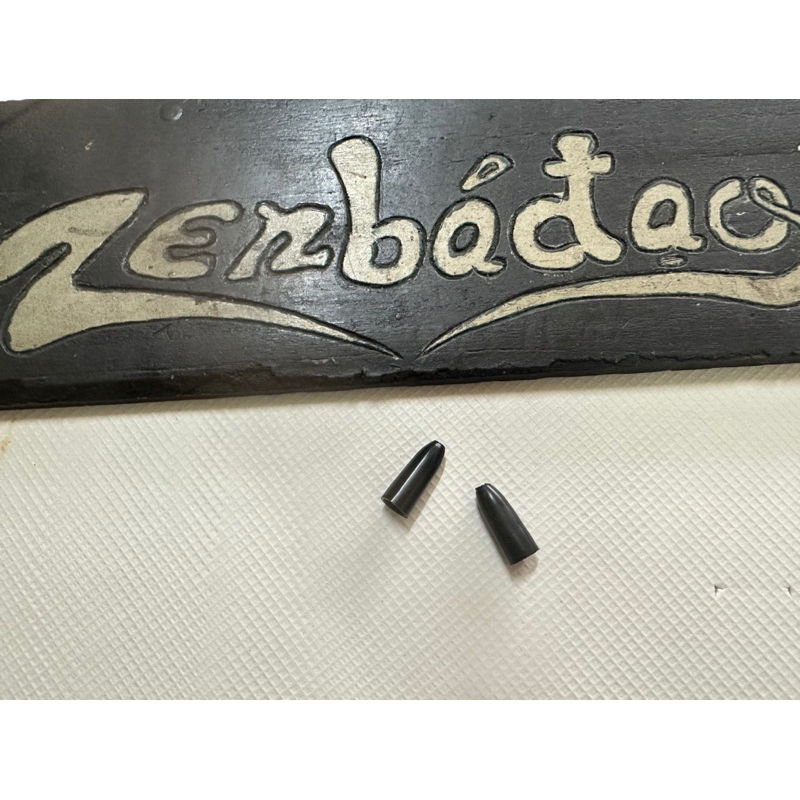 Nút chụp cao su bình xăng con