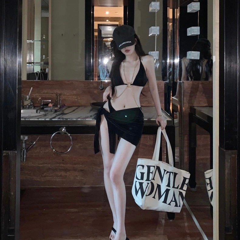 BI14 BIKINI đen nhung hoạ tiết dây xích mới 2023