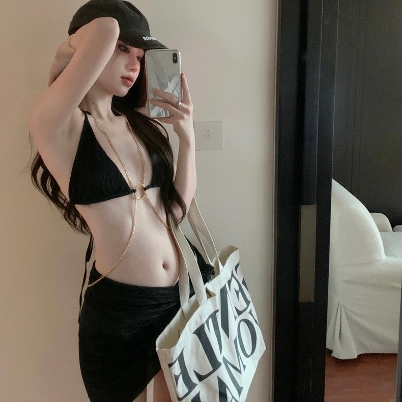BI14 BIKINI đen nhung hoạ tiết dây xích mới 2023