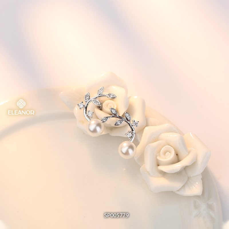 Bông tai nữ chuôi bạc 925 Eleanor Accessories hình lá đính đá ngọc trai nhân tạo phụ kiện trang sức 5779